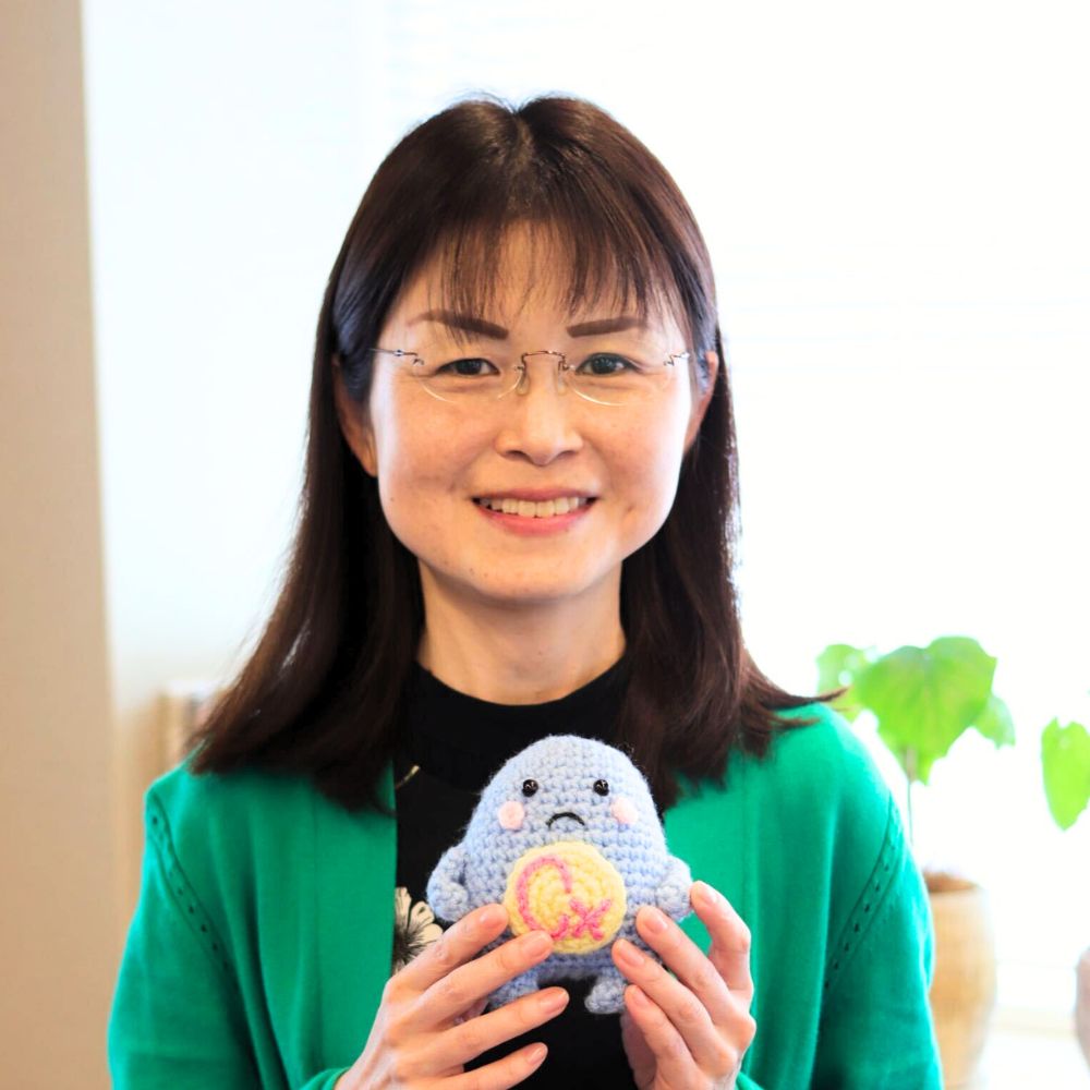 黒　白　女性　ミニマル　名前　SNS   アイコン　.jpg